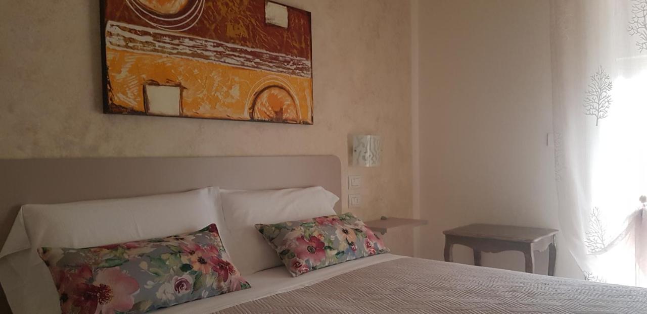 Hotel Margherita Meuble سيرمِيوني الغرفة الصورة