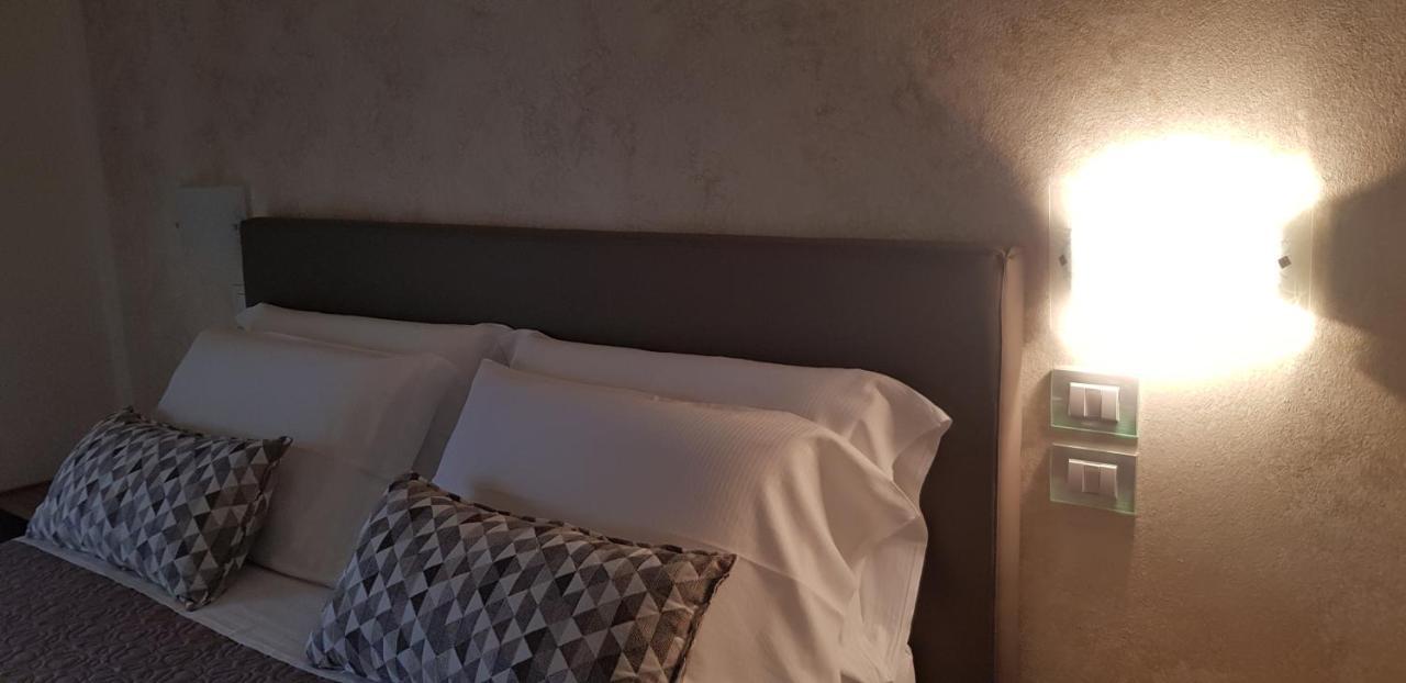 Hotel Margherita Meuble سيرمِيوني المظهر الخارجي الصورة