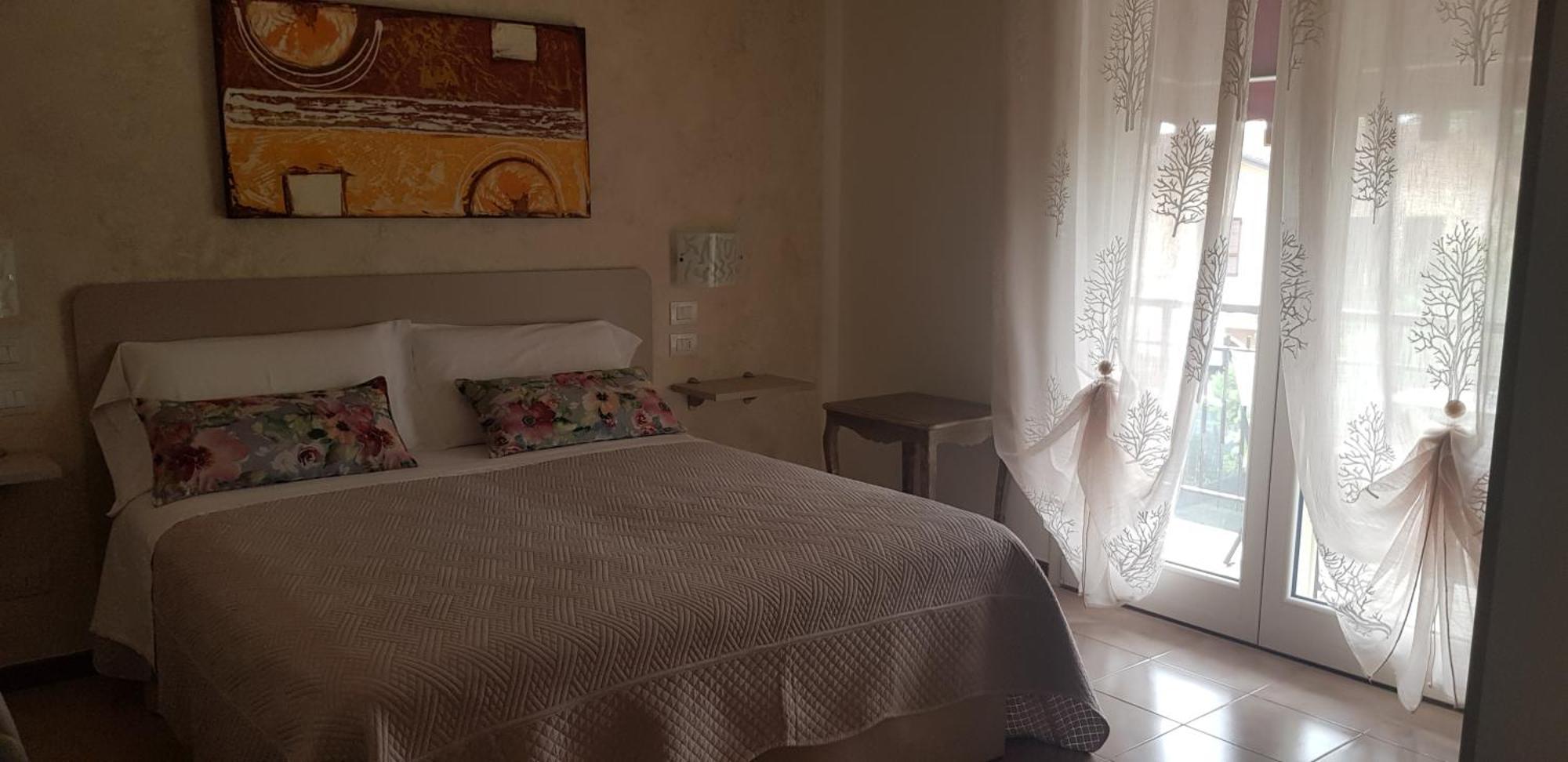 Hotel Margherita Meuble سيرمِيوني الغرفة الصورة